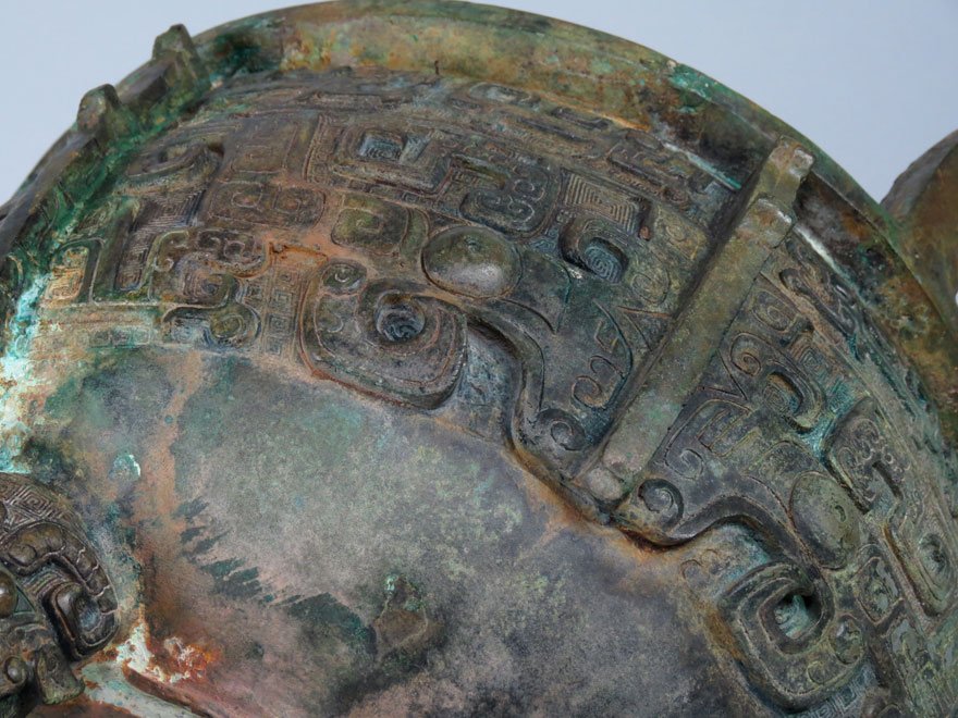 LARGE CHINESE ARCHAIC-STYLE BRONZE DING - 5