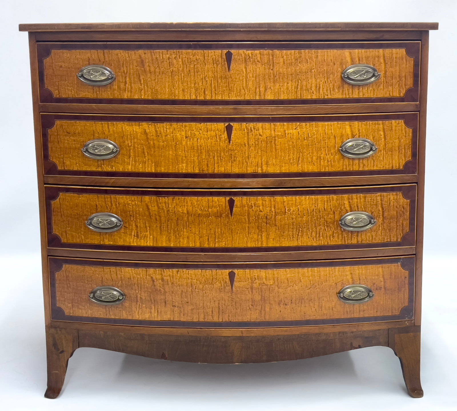 NEW ENGLAND FEDERAL MAHOGANY AND SATINWOOD BOW-FRONT CHEST (1 of 1)