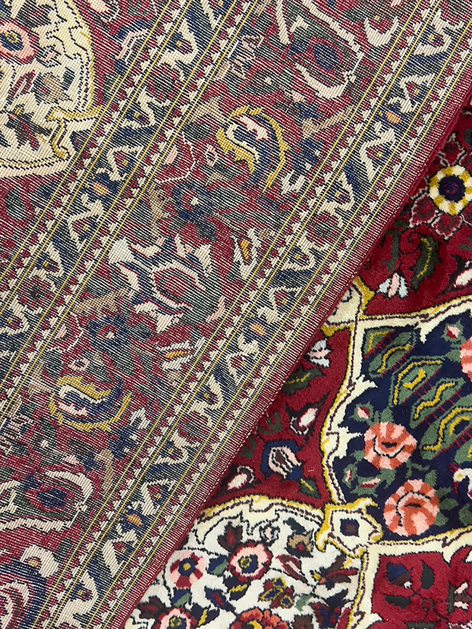 BAKHTIARI ROOMSIZE RUG - 2