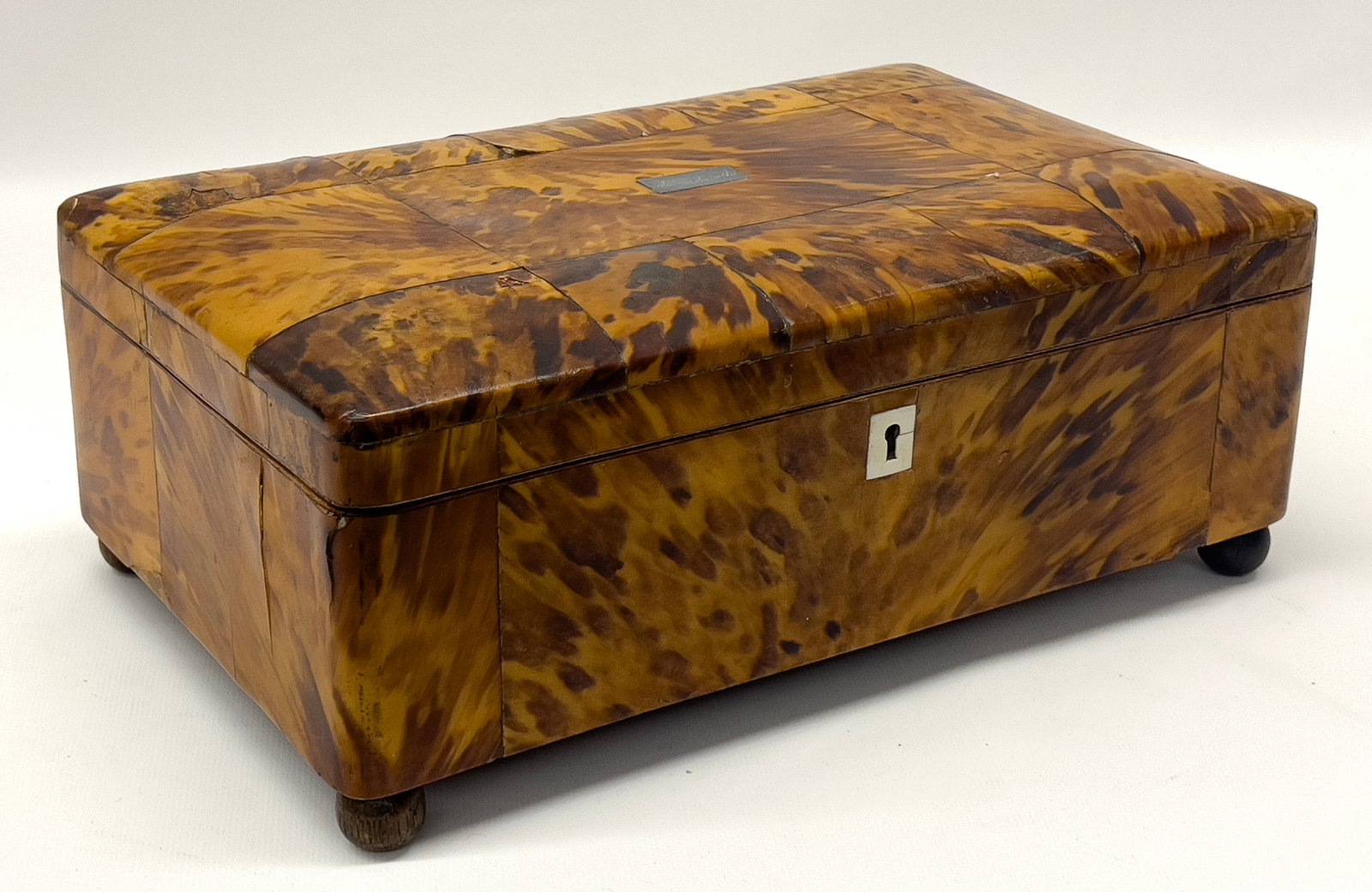 ENGLISH GEORGIAN SHELL SEWING BOX (1 of 2)