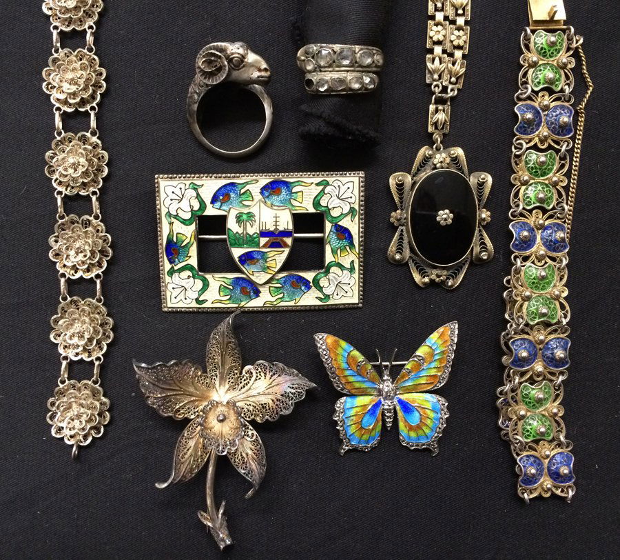 (on 8) VARIOUS SILVER LOT (1 of 1)