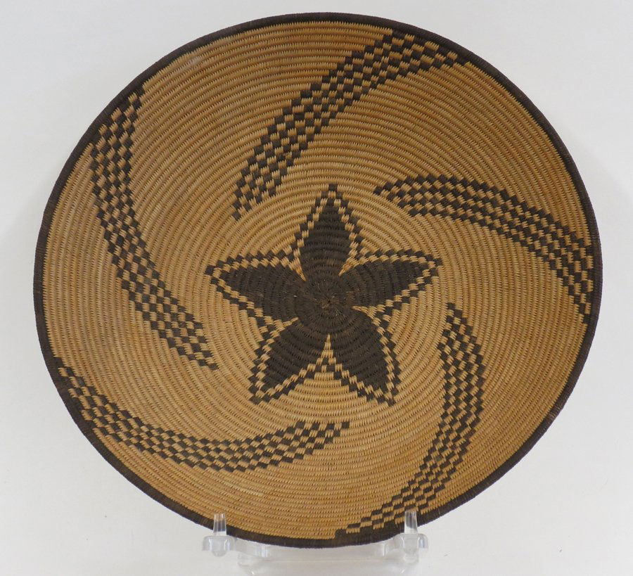 APACHE COILED BASKET (1 of 2)