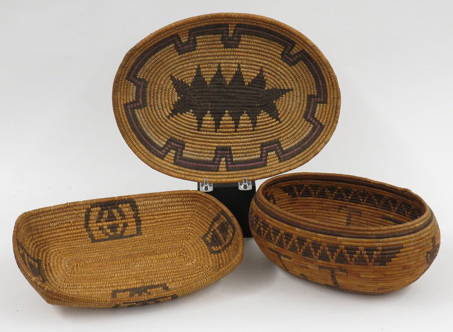 (3) SOUTHWEST COILED BASKETS (1 of 4)