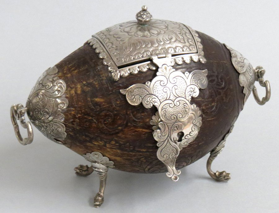 LATIN AMERICAN SILVER MOUNTED COCONUT BOX (1 of 4)