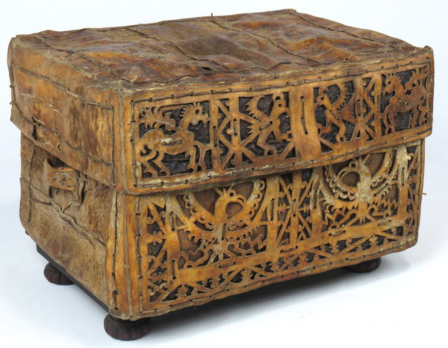 SPANISH COLONIAL RAWHIDE TRAVEL CHEST (PETACA) (1 of 2)