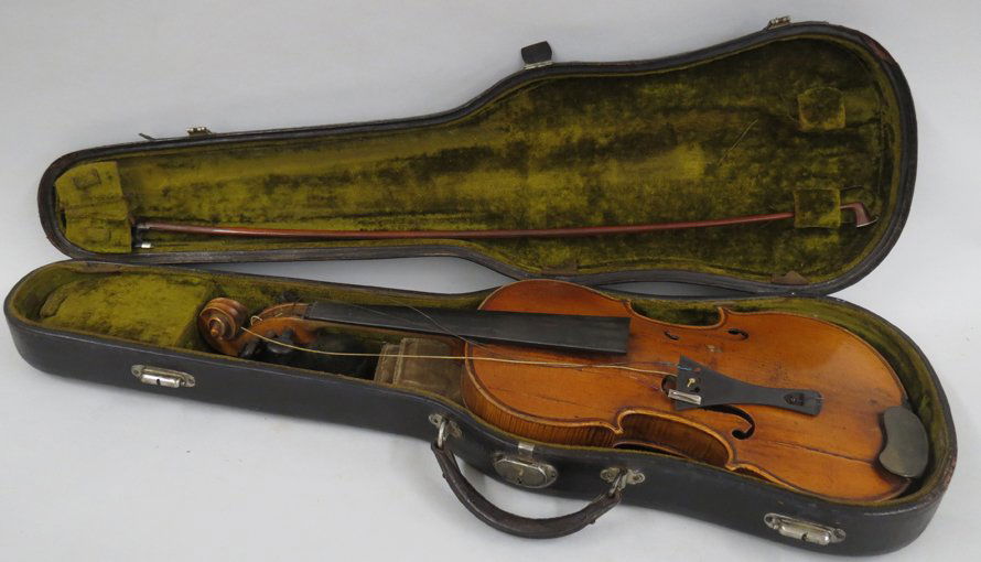 MR. BUMPUS' FRENCH VIOLIN, SALZAR (1 of 7)