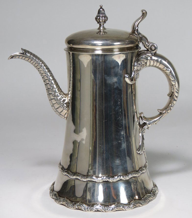 WHITING STERLING SILVER COFFEE POT (1 of 2)