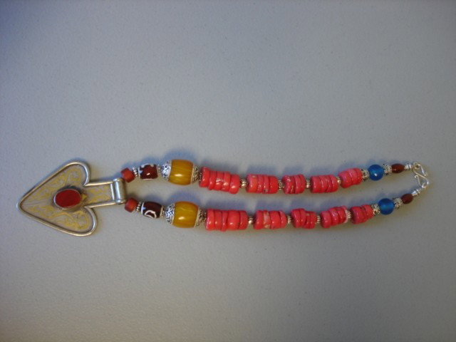 Handmade Coral and Silver Beaded Necklace: Handmade beads with Silver stones and Gold wash carnelian amber coral