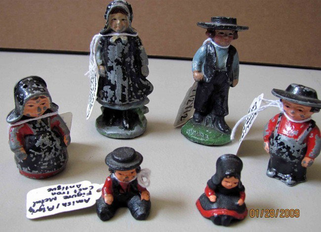 6 piece set Amish Family Old Metal Figurines: 6 piece set Amish Family Old Metal Figurines 1-2.5 inches tall each.