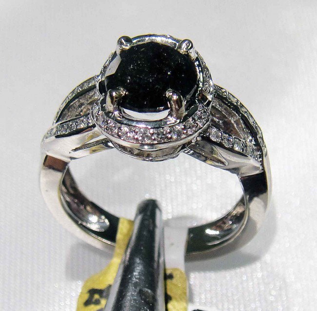3.01ctw Black & White Diamond 14KT Gold Ring: See Gemologist Report for any additional information/Details. K19J95 Condition report Brand New