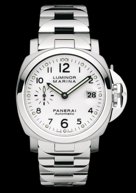 Panerai - Luminor Marina Stainless Steel - White Dial: Diameter : 40 mm Types : Self-winding Styles : Sporty Calibre : OP III Calibre distinction : Côtes de Genève Chronometer COSC certified Display : Luminescent hands Complication : Small Seconds Case 