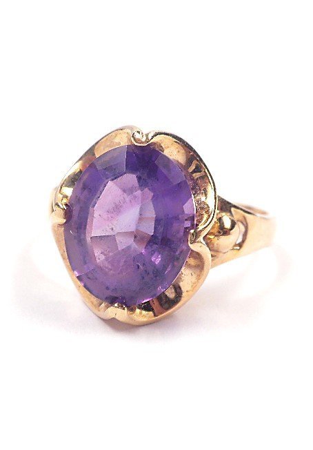14KT Yellow Gold 2.75ct Amethyst Solitaire Ring: Please review the attached gemologist report for further relevant information.
