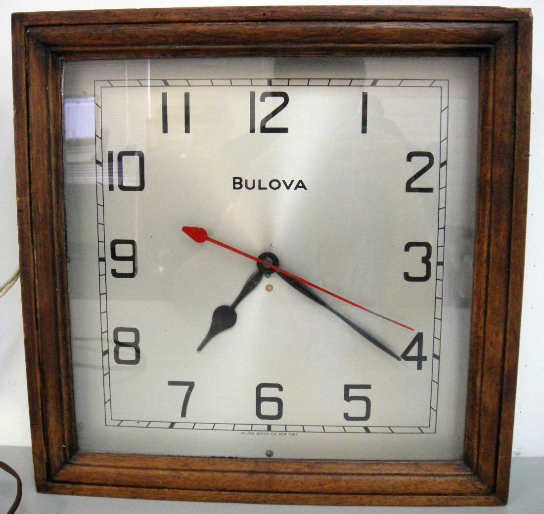 Antique 1940s Bulova Watch Co. Electric Clock.: Antique 1940s Bulova Watch Co. Electric Clock. Approx. Size: 16 x 16 x 4"