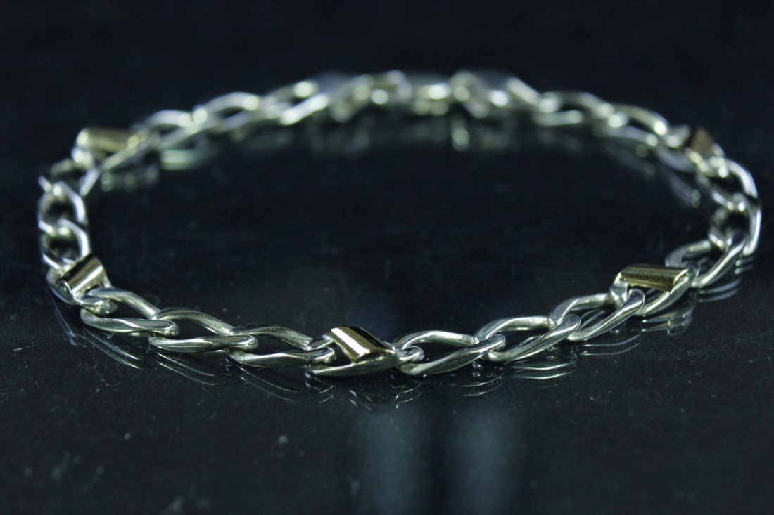 Tiffany & Co. Italy 18K GOLD & 925 Sterling Silver: Tiffany & Co. Italy 18K GOLD & 925 Sterling Silver Chain Link Bracelet 8.75"