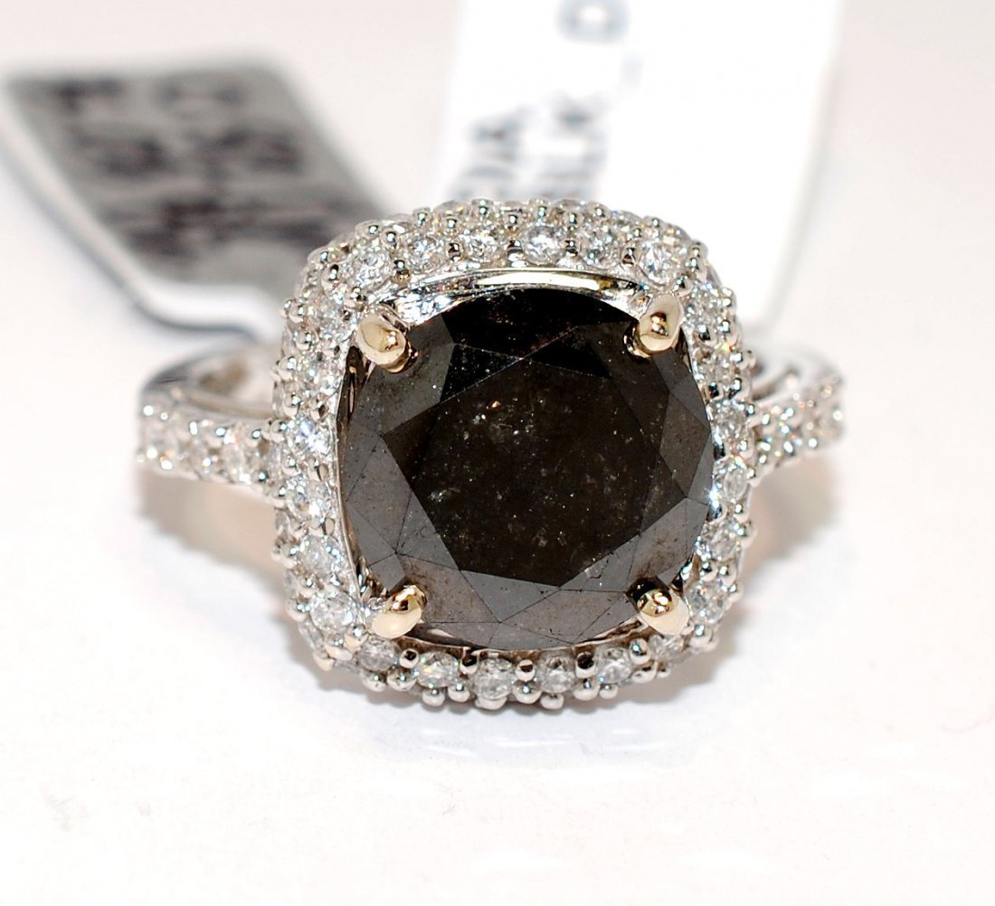 5.85ct Black & White Diamond 14KT White Gold Ring: Please review the attached gemologist report for further relevant information.