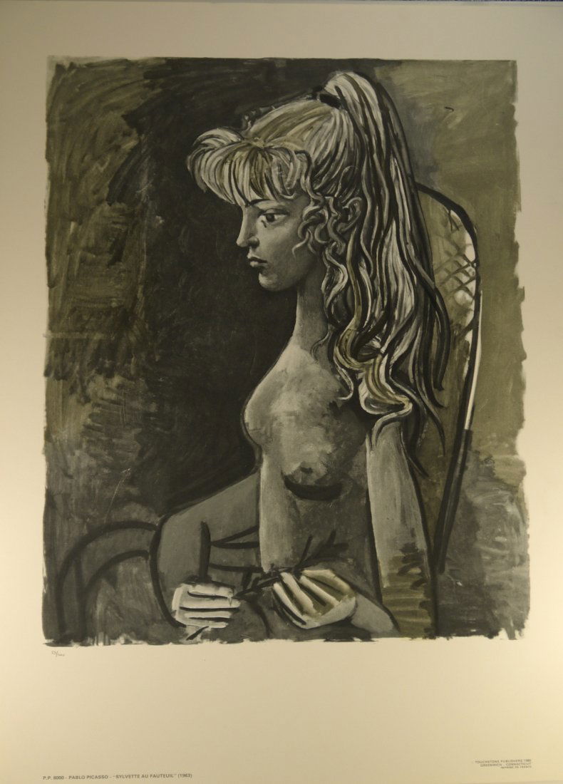 Pablo Picasso "Sylvette Au Fauteuil" Offset 1980: Pablo Picasso "Sylvette Au Fauteuil" Offset 1980 Numbered comes with Certificate of Authentication size: 20.25" x 27.25" W27