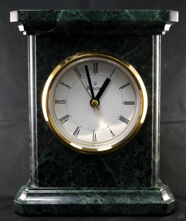Bulova Clock W152: Bulova Clock - Granite not working, may just need a new battery. W152