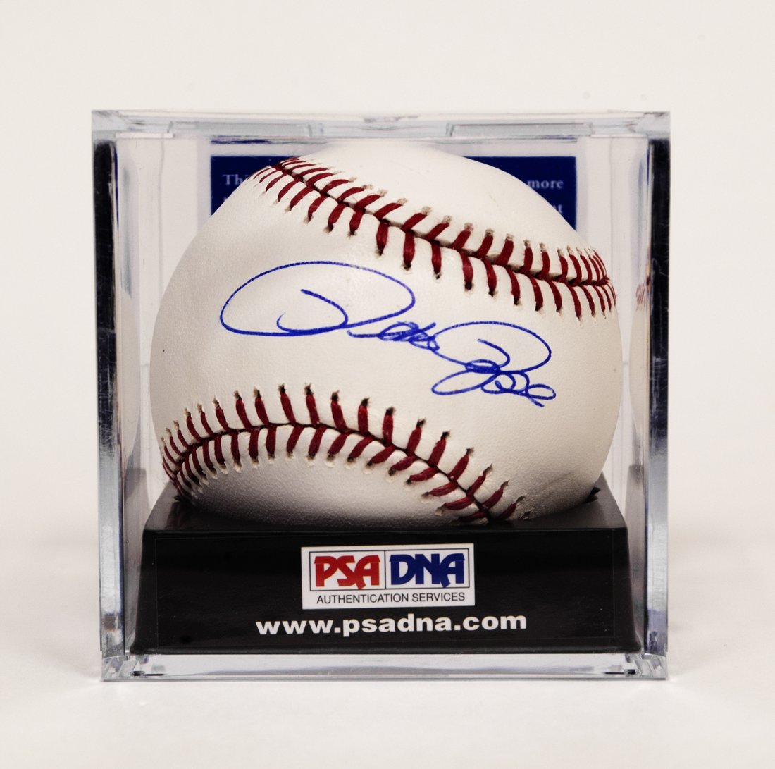 Pete Rose Signed Baseball W213: Pete Rose Signed Baseball with PSA/DNA cert W213
