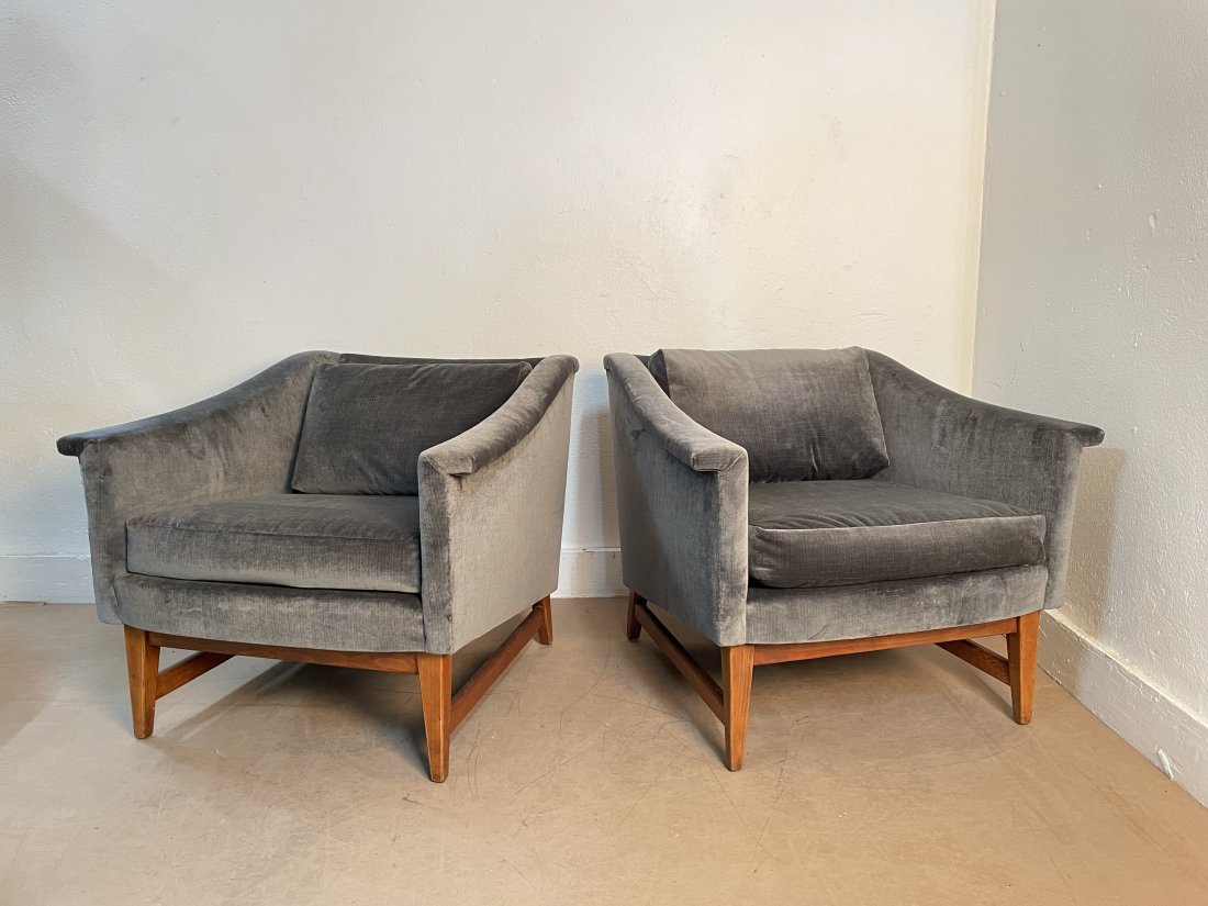 Jens Risom Style Lounge Chairs - Pair (1 of 5)