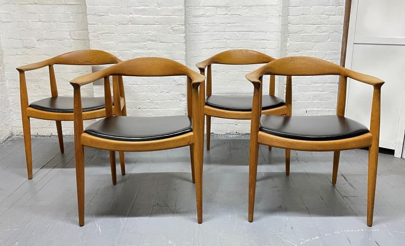 Hans Wegner Round Chairs for Johannes Hansen - Set of 4 (1 of 7)