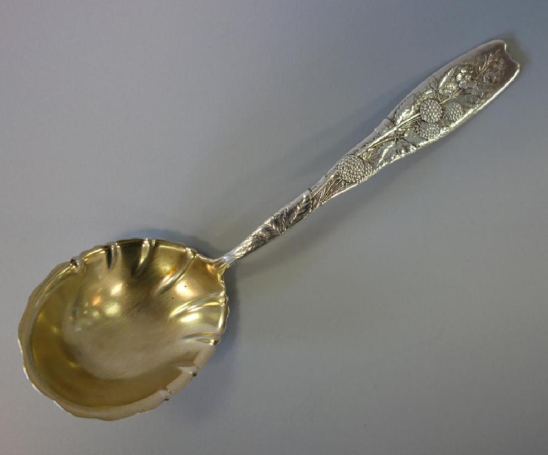 Sterling Berry Serving Spoon, Whiting Berry Ptn (1 of 3)