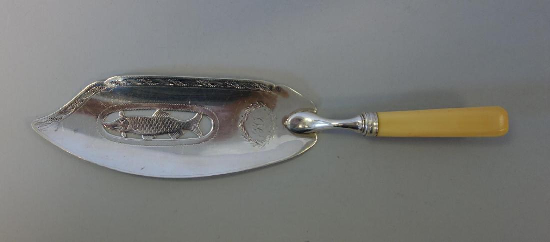English Sterling Fish Slice, Abstainando King 1802 (1 of 1)