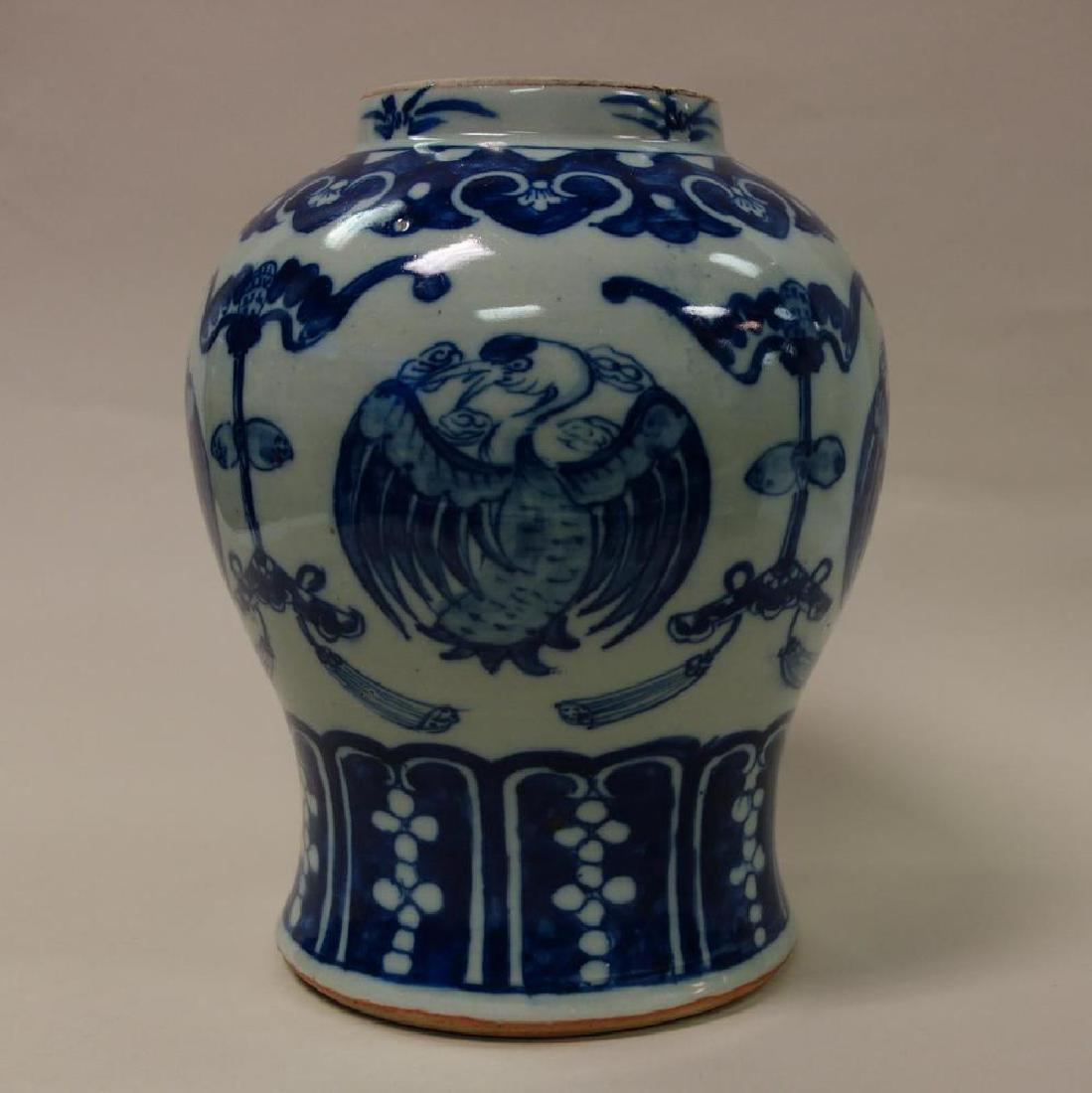 19thc Chinese Blue & White Porcelain Jar (1 of 3)