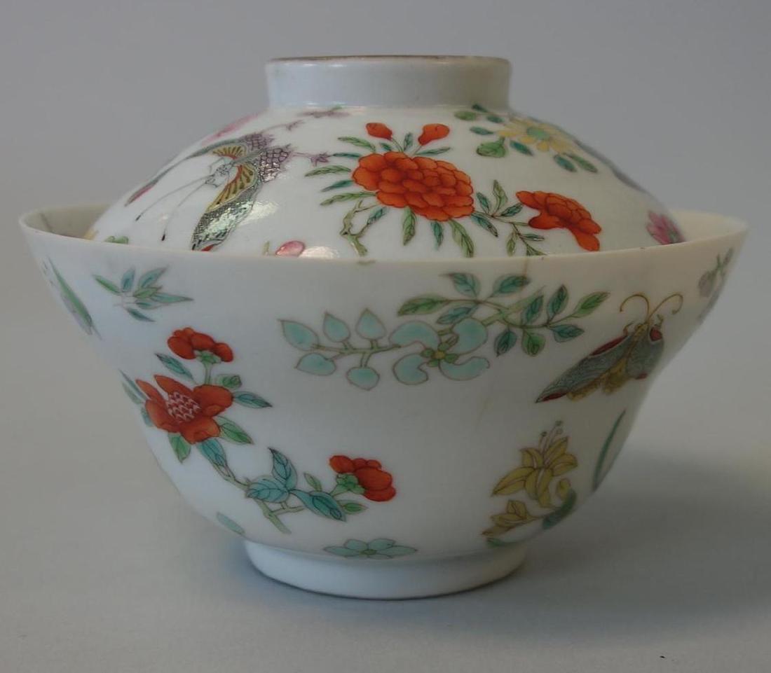 Chinese Porcelain Chenghua Ming Cup & Lid (1 of 10)