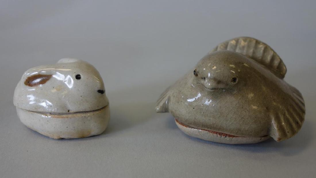 2 Japanese Ceramic / Porcelain Kogos / Incense Box (1 of 3)