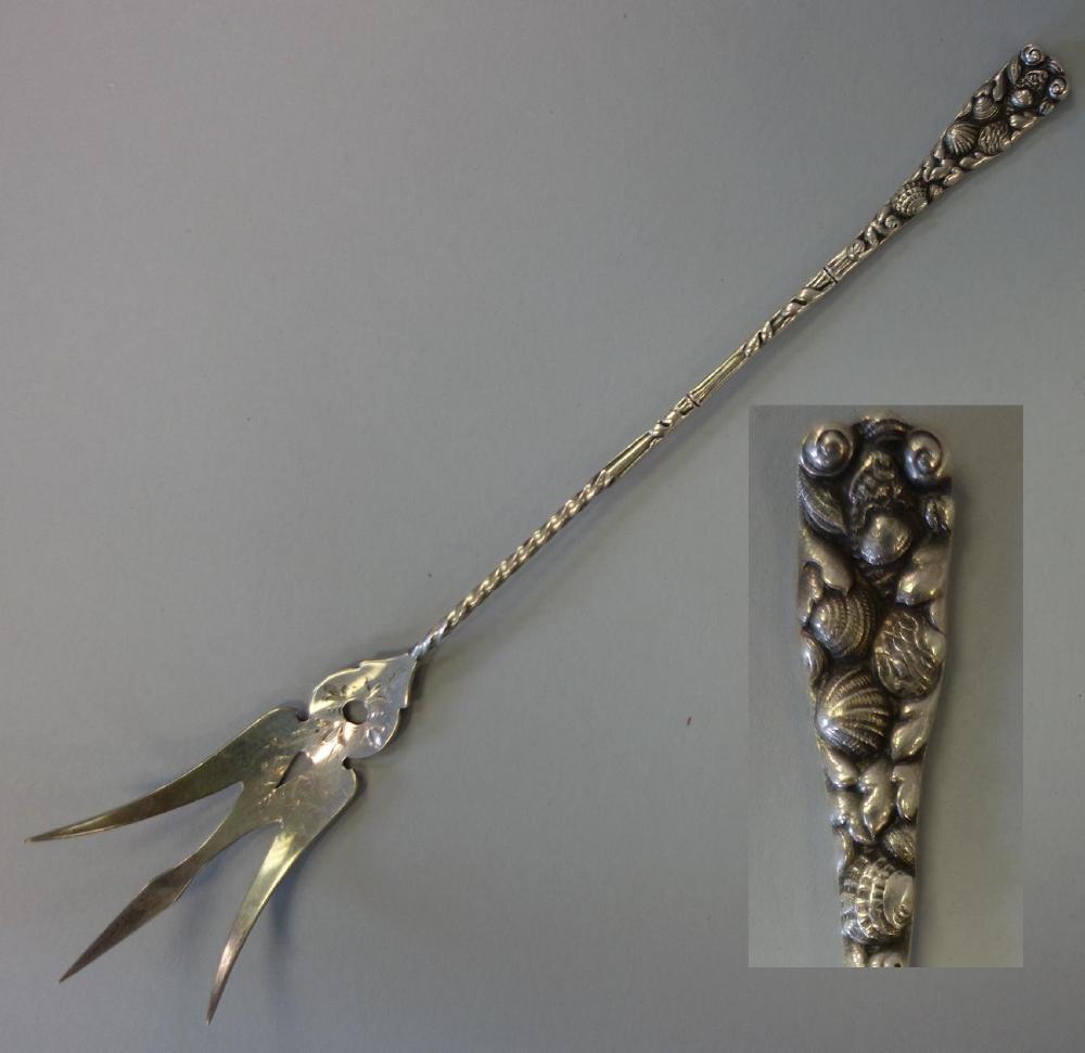 Gorham Sterling Lettuce Fork, Seashell Ptn 431 (1 of 3)