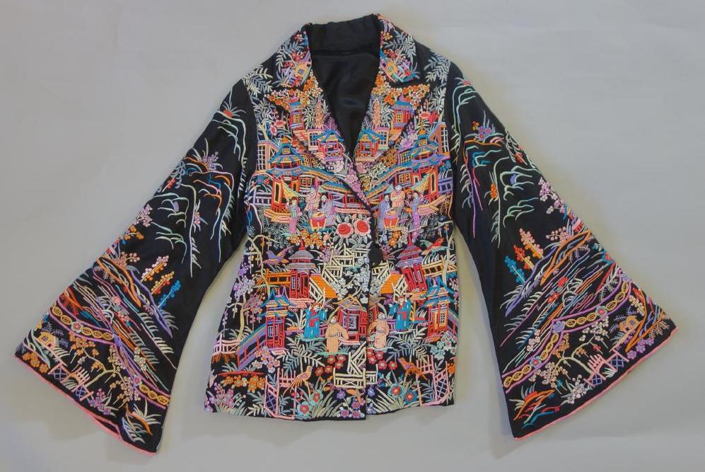 Ladies Asian Embroidered Silk Jacket (1 of 4)