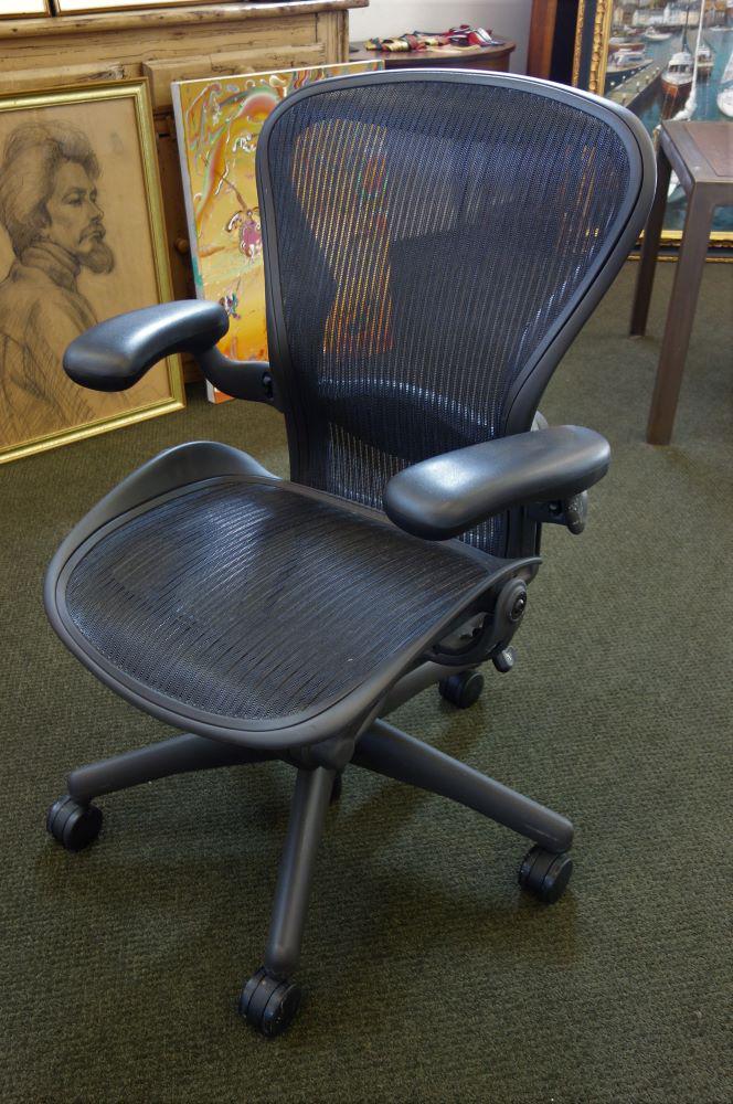 Herman Miller Aeron Chair (1 of 2)