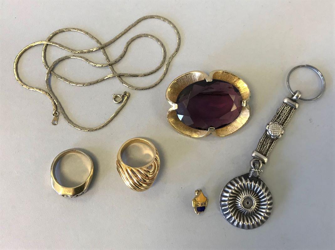 Misc Jewelry: 18K Gold HGE Rings, Brooch + (1 of 2)