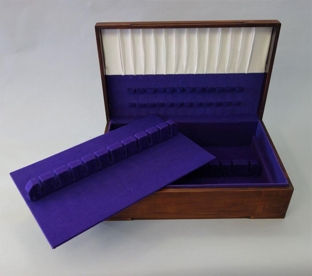 Mahogany Silver Storage Chest, Lined Interior (1 of 3)