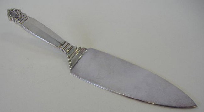 Georg Jensen Sterling Silver Pie Server: Measures 9.25" long.