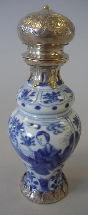 Chinese Kangxi Blue & White Bottle Vase w/Silver: Chinese Kangxi period (1662-1722), K'ang-hsi porcelain bottle formed vase with Dutch silver mounts. The piece measures 5.75" tall to the top of cap.
