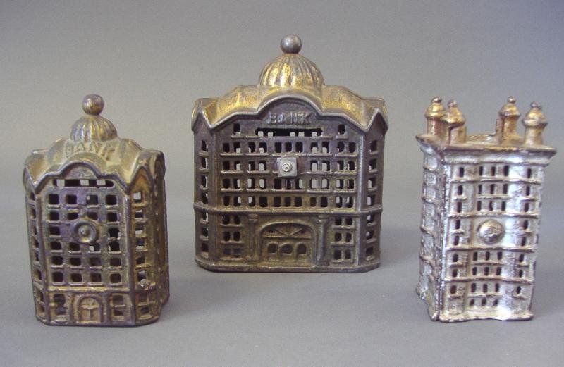 Three c.1900s Cast Iron Banks: Height of the largest 4.5"