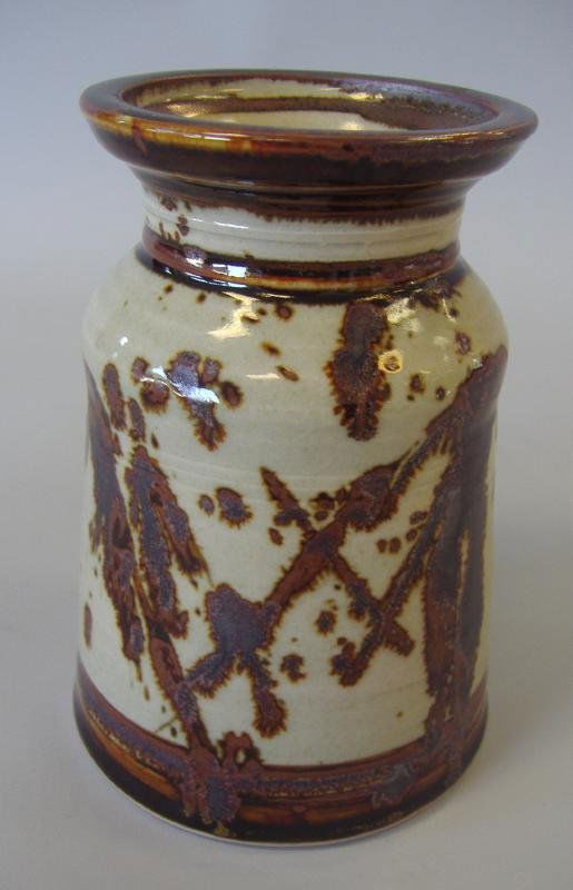 Louis Mideke (1908-1989 WA) Studio Pottery Vase: Louis Mideke (1908-1989) studio pottery vase measuring 6" high and 4-1/8" in diameter at the base. Signed underfoot. Mideke was born and raised in Grandview, Washington.