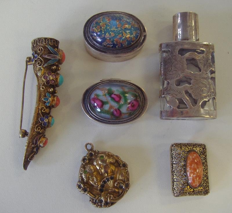 Sterling Pill boxes, Perfume, Locket & Brooch Pins: Misc lot comprised of an Art Nouveau miniature glass perfume bottle with sterling overlay, 2 Mexican sterling and enamel pill boxes marked Pachuca. Together with a Chinese gilt-silver filigree posy ho
