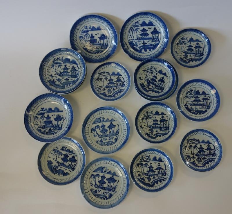 Chinese Canton Porcelain Dishes & Plates, 18pcs: 18 Chinese blue and white porcelain dishes / plates in the Canton pattern. Late 19th century. Comprised of 7 measuring approximately 5.5" in diameter, 1 measuring 5.75" and 10 measuring 6" in diameter
