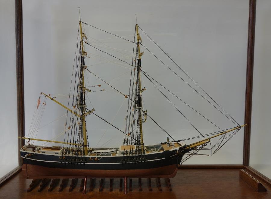 Volante 2 Masted Schooner Cased Model: Wooden ship model of the American 2-masted schooner "Volante". Handmade to 1/8 scale by H. Kuhlman. Well detailed and intricately rigged. The ship measures 15.5" high, 19.5" long and 4" wide, (measure