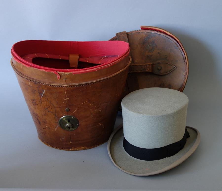 Vintage Dunn & Co Top Hat & Leather Box, London (1 of 6)
