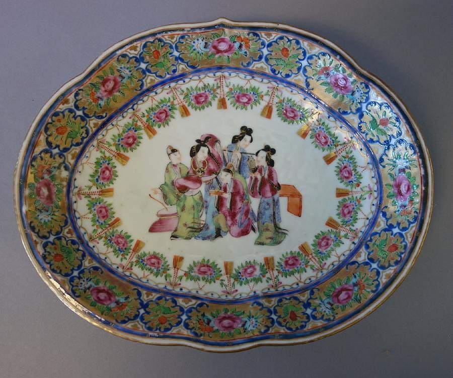 19thc Chinese Export Porcelain Rose Mandarin Dish (1 of 3)