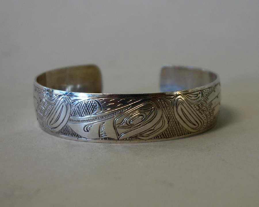 Lincoln Wallace Sterling Cuff Bracelet Raven Motif (1 of 3)