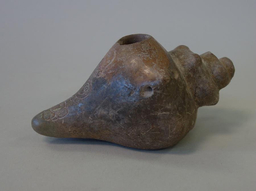 Mayan Jaina Ceramic Whistle Pendant Conch Form (1 of 5)