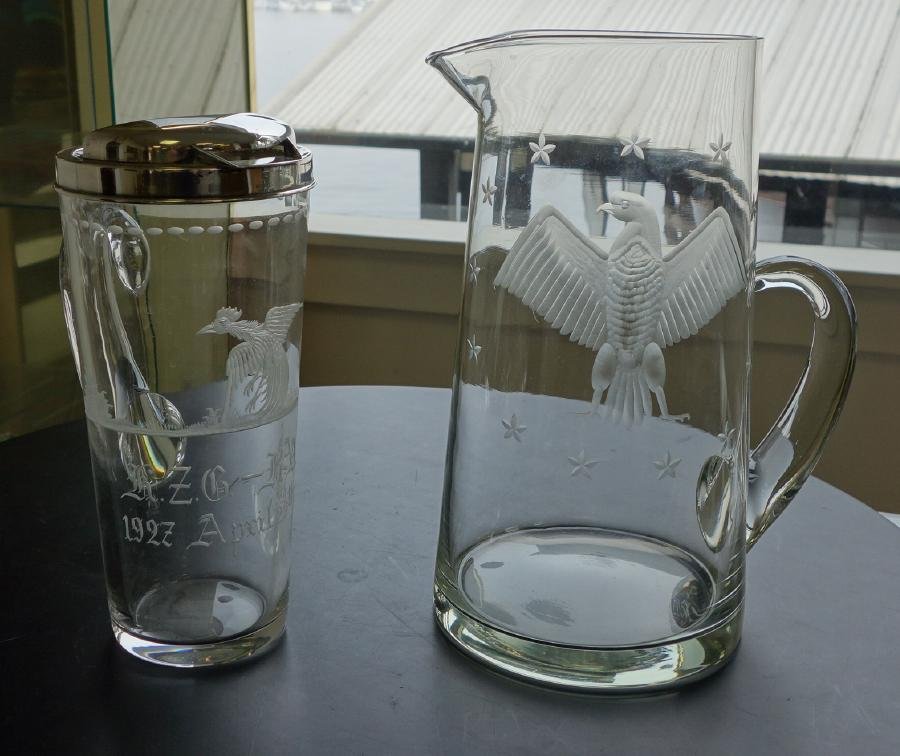 13 Colonies Lemonade Pitcher & Martini Hawkes (1 of 3)
