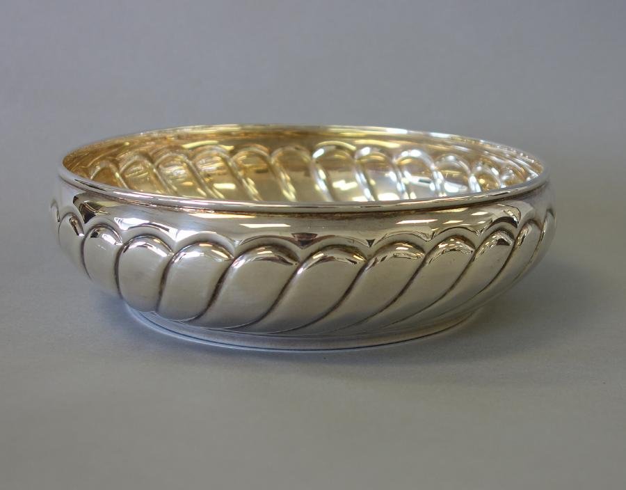 Lavorato A Mano , Italian 800 Silver Bowl With