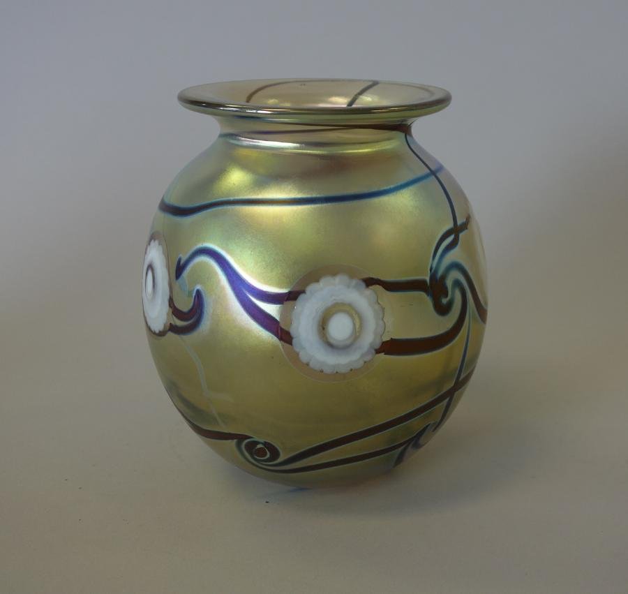 Robert Eickholt Art Glass Vase (1 of 2)