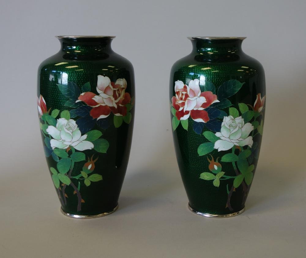 Green Ginbari Cloisonne Vases, Mirrored Pair (1 of 3)