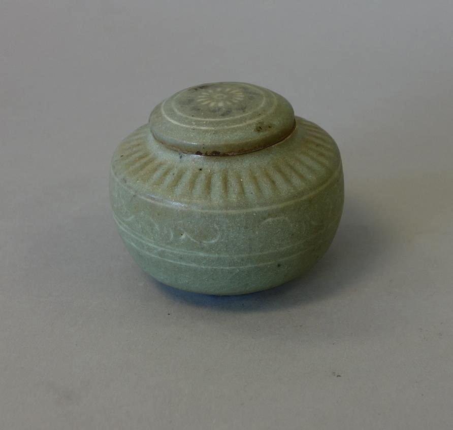 Fine Korean Koryo Celadon Jar, White Slip Motif (1 of 5)